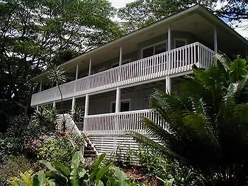 Hale Kua Guests-1